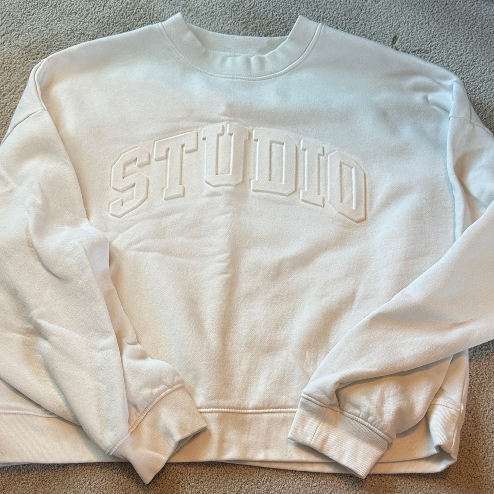 GAP Studio Embroidered Cream Crewneck Sweatshirt - Men